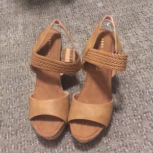 Tan wedges